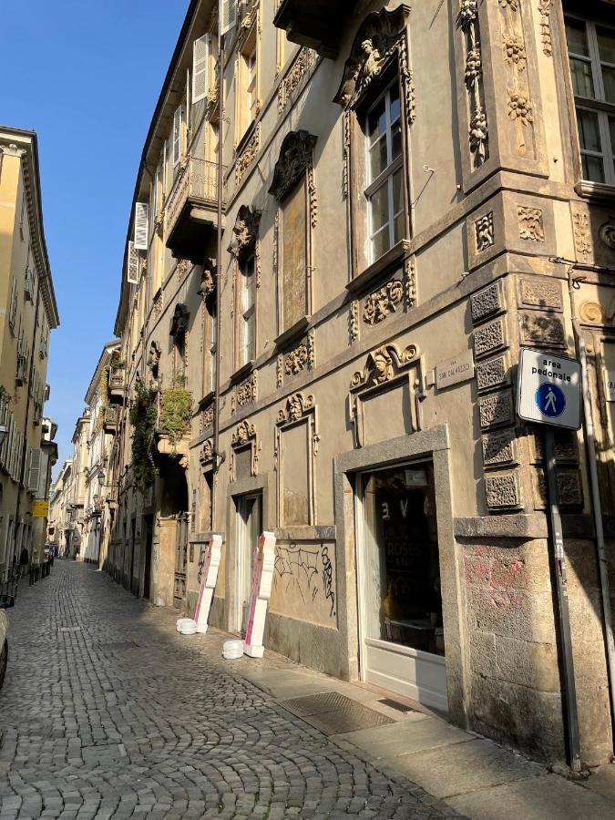 La Casa Di Ringhiera - Silenzioso Appartamento Di Charme Con Balcone Nel Quadrilatero Romano Turin Bagian luar foto
